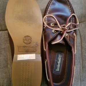 Size 9 Women's Timberland Boat Shoes